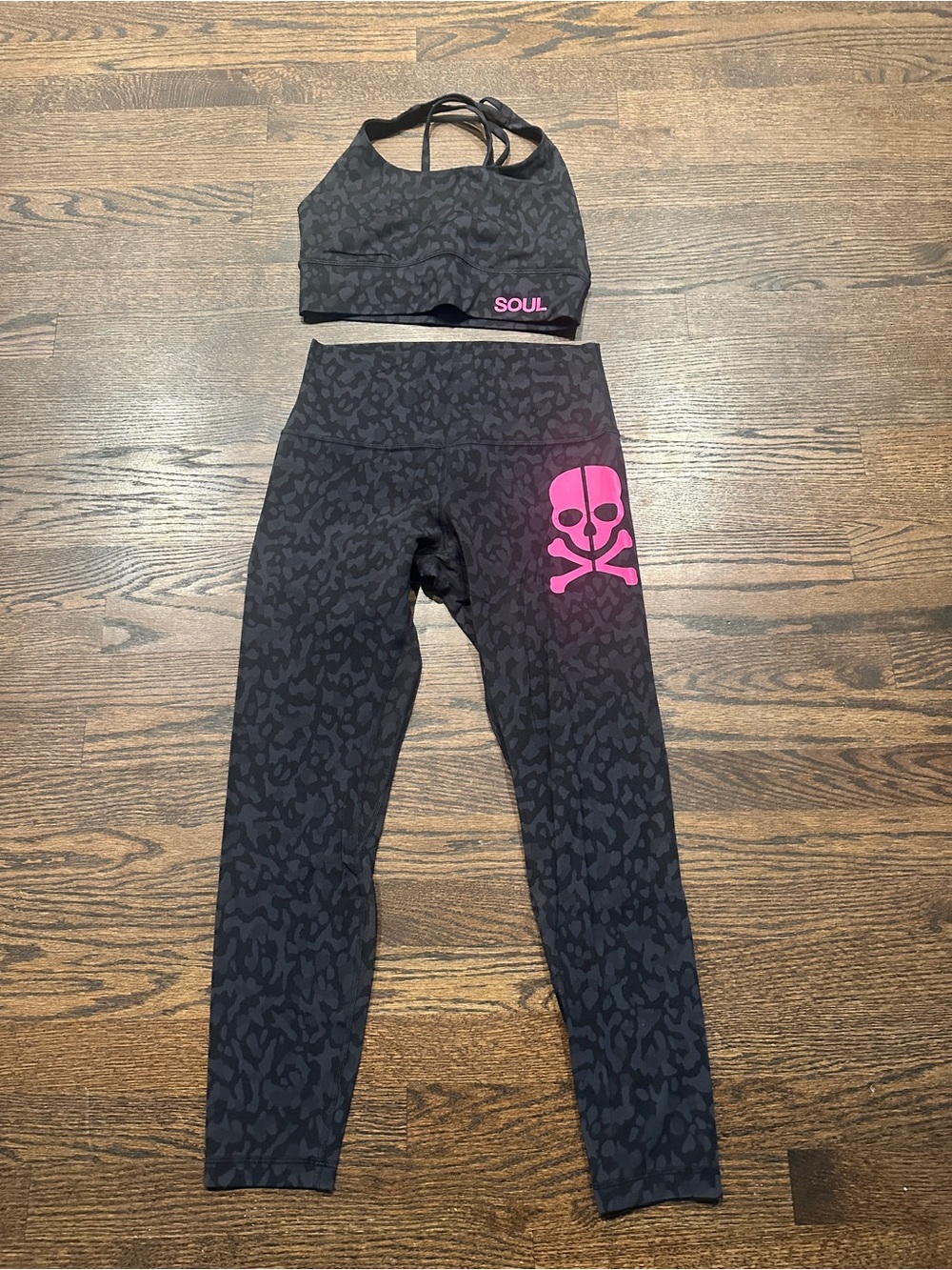 lululemon athletica x Soul Cycle Leopard Print Leggings and Sports Bra Set